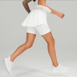 Lululemon Court Rival High Rise Skirt White 6 NEW